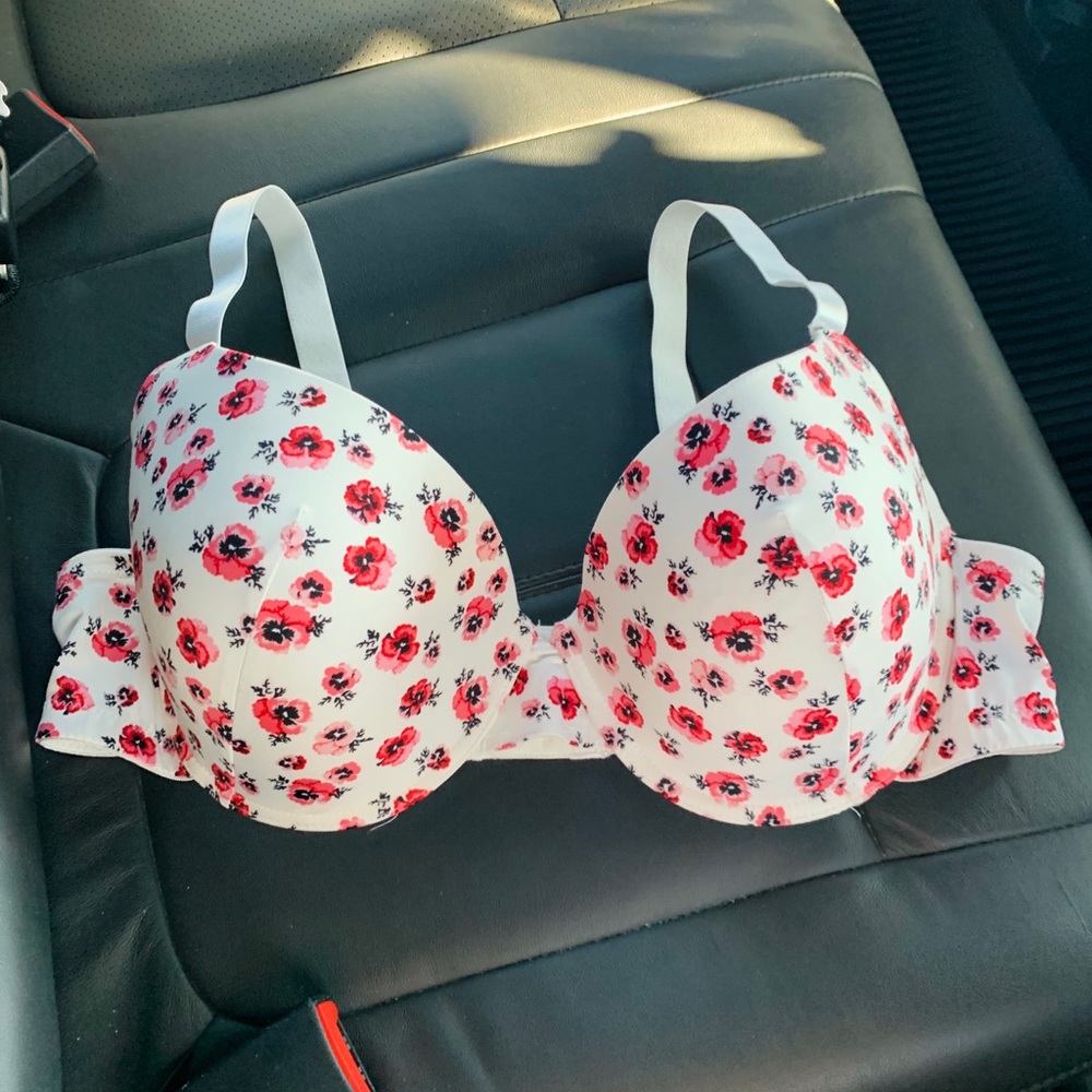 Floral 44C white push up floral bra from Kmart
